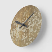 Abstrakte Goldmalerei mit Silberfalten Runde Wanduhr (Winkel)