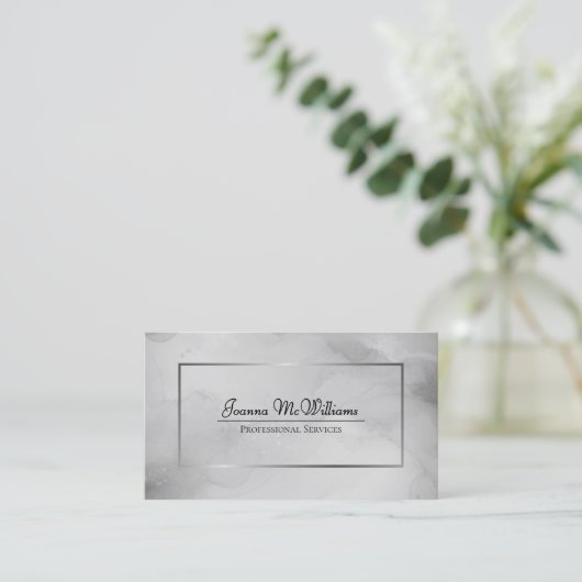 Abstrakte graue Wasserfarbe mit Silver QR Code Visitenkarte (Stehend Vorderseite)