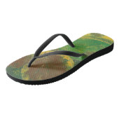 Abstrakte grünbraune Birch-Blätter HerbstflipFlops Badesandalen (Schrägansicht)
