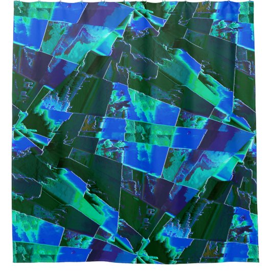 Abstrakte grüne Weideflächen und blauer Himmel, ei Duschvorhang (Vorderseite)