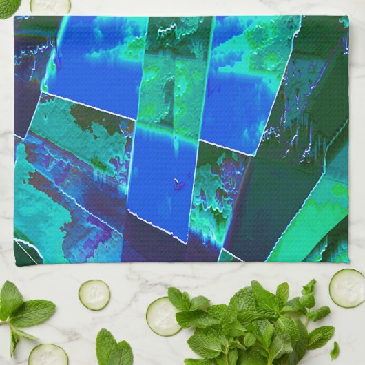 Abstrakte grüne Weideflächen und blauer Himmel, ei Geschirrtuch (Gefaltet)