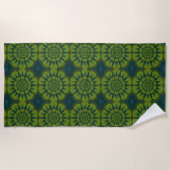Abstrakte Hippie Green & Navy Blue Blumen Ethnisch Strandtuch (Vorderseite)