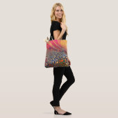 Abstrakte, hochdetaillierte, strukturierte Grunge- Tasche (Am Model)