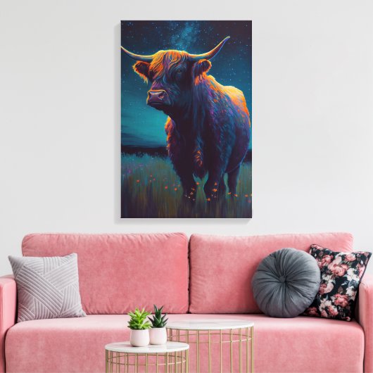 Abstrakte Hochlandkuh in einem Feld bei Nacht farb Leinwanddruck (Insitu (Wohnzimmer))