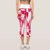 Abstrakte Illusion in Weißrot Capri Leggings (Rückseite)