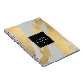 Abstrakte Imitate Gold Pinselstriche auf Grau Notizblock (Rechte Seite)