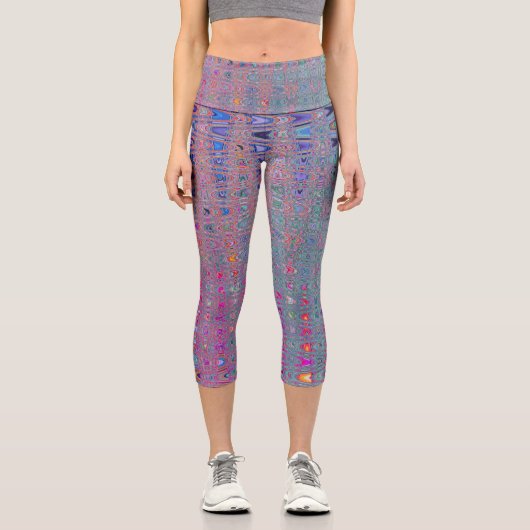 Abstrakte Kaleidoskopische Retro Boomerang Waves Capri Leggings (Vorderseite)