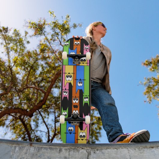 Abstrakte Katzen Skateboard (Außenbereich 1)