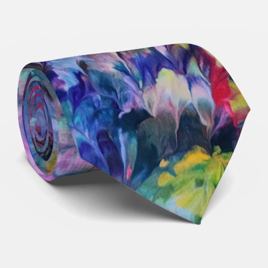 Abstrakte Krawatte (Gerollt)