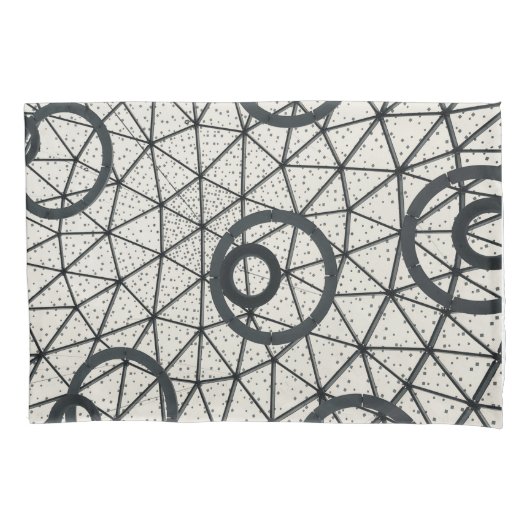 Abstrakte Kreise in Schwarz und Weiß Kissenbezug (Vorderseite)