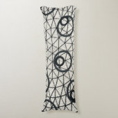 Abstrakte Kreise in Schwarz und Weiß Seitenschläferkissen (Vorderseite Vertikal)