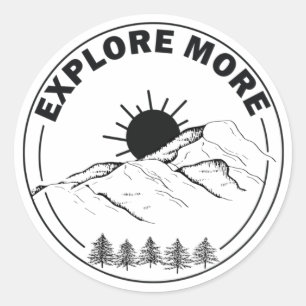 Abstrakte kreisförmige Außenlandschaft mit Kiefern Runder Aufkleber