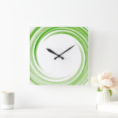 Abstrakte Kunst im Grünen Quadratische Wanduhr (Zuhause)