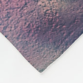 Abstrakte Kunst in Schwarz und Rosa Fleecedecke (Ecke)