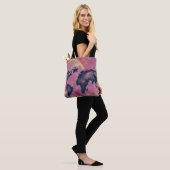 Abstrakte Kunst in Schwarz und Rosa Tasche (Am Model)