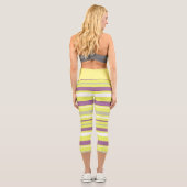 Abstrakte Kunst Lila Graugelbe Capri Leggin Leggings (Rückseite)