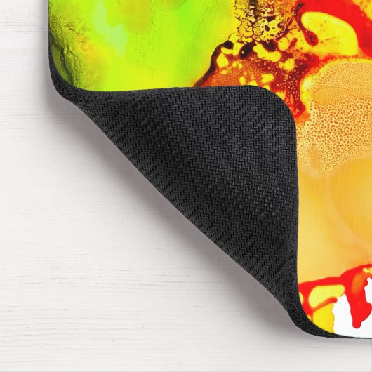 Abstrakte Kunstalkoholfarbe gelb Mousepad (Ecke)