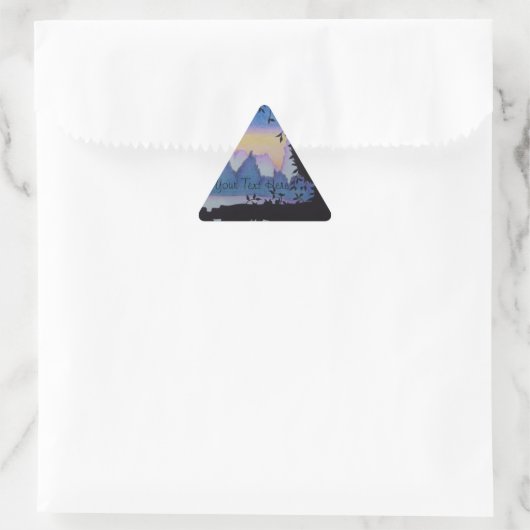 abstrakte Kunstsonne über Berglandschaft Dreieckiger Aufkleber (Tasche)