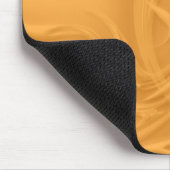 Abstrakte Kurven über orangefarbene Kunstwerke Mousepad (Ecke)