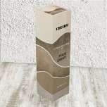 Abstrakte Landschaft Moon Weinkarte Weinbox<br><div class="desc">Weingeschenkbox mit abstraktem Landschaftsdesign und einer Mondlandschaft über den Bergen. Schön für seinen Geburtstag,  eine Job-Werbeaktion oder andere Meilenstein-Veranstaltung.</div>