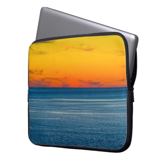 Abstrakte lange Belichtungszeit mit absichtlichem  Laptopschutzhülle (Vorderseite Links)