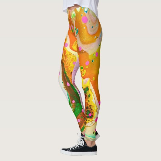 Abstrakte Leggings mit leuchtend farbigem Marmor (Links)