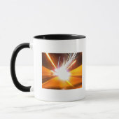 Abstrakte Lichtstrahlen und Effekte Tasse (Links)