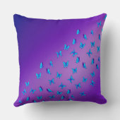 Abstrakte Lila Mondbalken und Schmetterlinge Kissen (Rückseite)