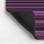 Abstrakte Lila Streifen Mousepad (Ecke)