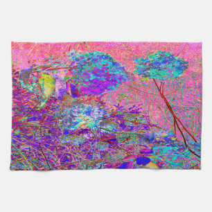 Abstrakte lila und blaue Hortensie mit Magenta Geschirrtuch