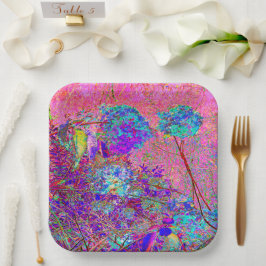 Abstrakte Lila und Blue Hydrangea mit Magenta Pappteller