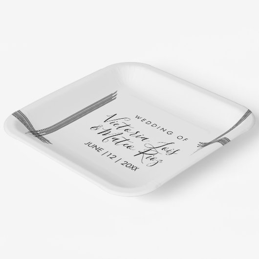 Abstrakte Linien Schwarz-weiß Moderne Hochzeit Pappteller (Gewinkelt)