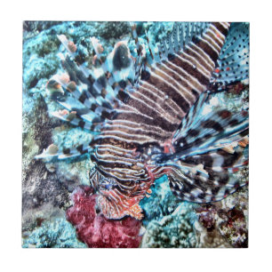 Abstrakte Löwe-Fische Fliese