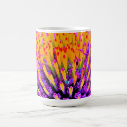 Abstrakte Macro Hot Pink und Gelb Verwandlungstasse (Zentrum)