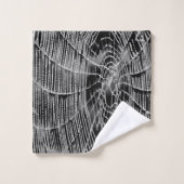 Abstrakte Malerei eines grauen, weißen Stoffes auf Badhandtuch Set (Waschlappen)