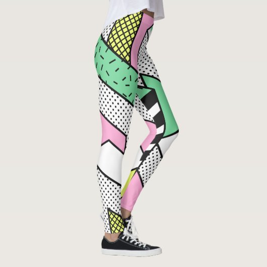 Abstrakte Memphis: 80er geometrische Formen. Leggings (Rechts)
