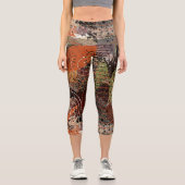 Abstrakte Mixed Media Earthy Autumnal Colors Capri Leggings (Vorderseite)