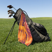 Abstrakte Mosaikkonstruktion aus rötlich-orangefar Golfhandtuch (Gras)