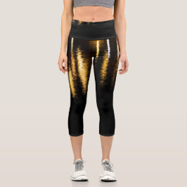 Abstrakte Nachtlichter Meerglanz-Reflexion Capri Leggings