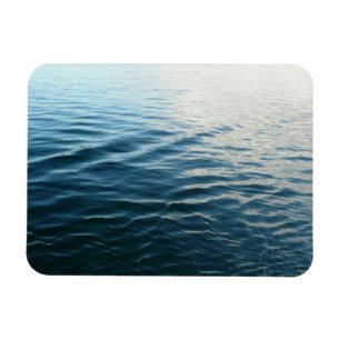 Abstrakte Naturfotografie - Blautöne des Wassers Magnet
