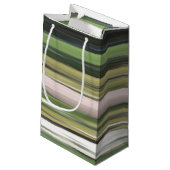 Abstrakte Nummer 2: Olive green verschwur Kleine Geschenktüte (Rückseite Schrägansicht)