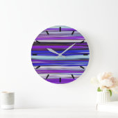 Abstrakte Nummer 2: Ultraviolettunschärfe Große Wanduhr (Zuhause)