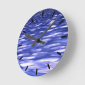 Abstrakte Nummer 3: Blauschimmer Runde Wanduhr (Winkel)