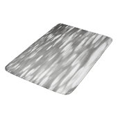 Abstrakte Nummer 3: Silbergrauer Schimmer Badematte (Schrägansicht)