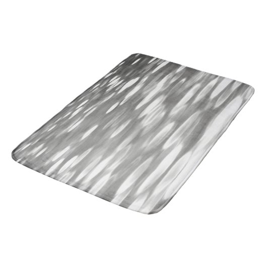 Abstrakte Nummer 3: Silbergrauer Schimmer Badematte (Schrägansicht)