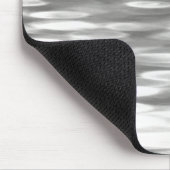 Abstrakte Nummer 3: Silbergrauer Schimmer Mousepad (Ecke)