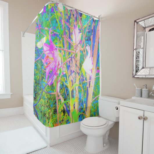 Abstrakte orientalische Lilien in meinem Rubio-Gar Duschvorhang (Beispiel)