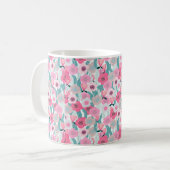 Abstrakte pastellfarbene Blumenmuster. Schöne Rosa Kaffeetasse (Vorderseite Links)