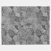 Abstrakte Patchwork-Karte - Schwarz auf Weiß Fleecedecke (Vorderseite (Horizontal))