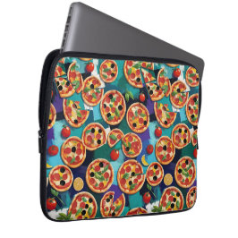 Abstrakte Pepperoni Pizza auf blauem Hintergrund Laptopschutzhülle